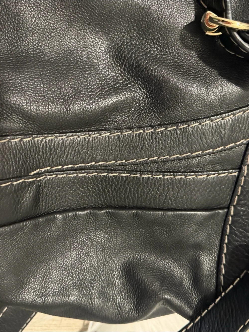 Authentic Gucci Black Leather Shoulder Bag with Gold Hardware